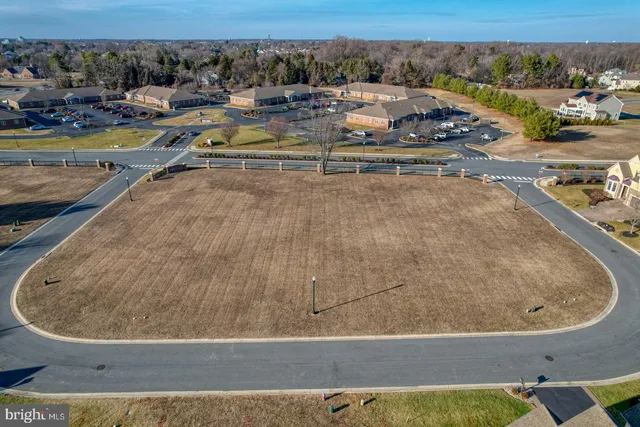 $575,000 | 12 Wolf Creek Circle, Dover, DE 19901