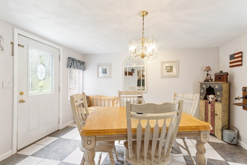 206 Salem Road Billerica, MA 01821 - Photo 9 of 36