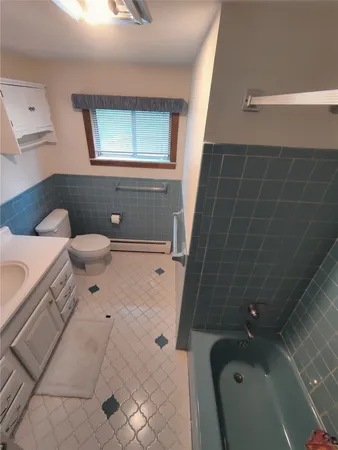 $2,350 | 4244 Emerson Place, Vestal, NY 13850