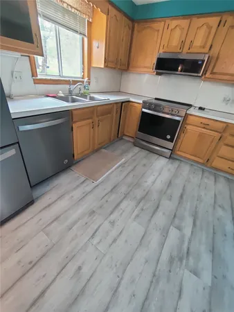 $2,350 | 4244 Emerson Place, Vestal, NY 13850