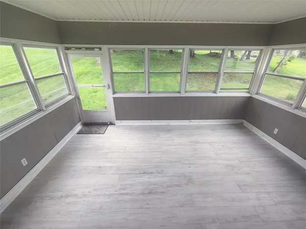 $2,350 | 4244 Emerson Place, Vestal, NY 13850