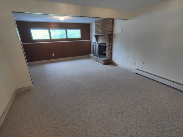 $2,350 | 4244 Emerson Place, Vestal, NY 13850