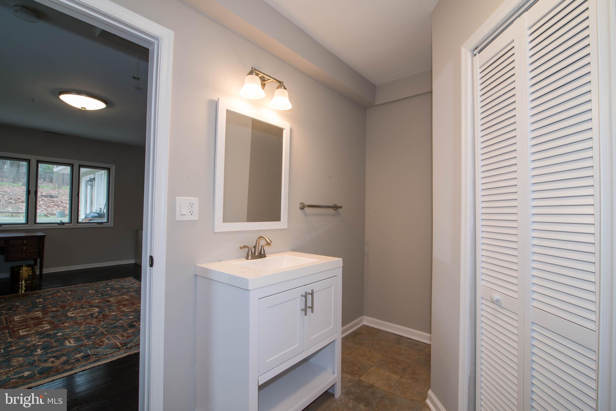 11110 Kingstead Road Damascus, MD 20872 - Photo 22 of 61 Half Bath
