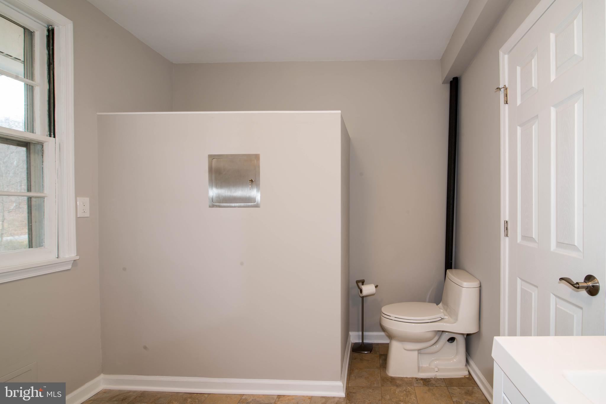 11110 Kingstead Road Damascus, MD 20872 - Photo 23 of 61 Half Bath