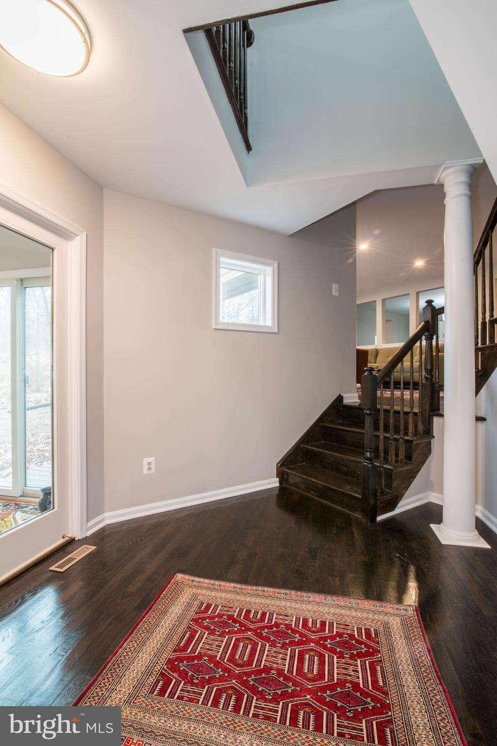 11110 Kingstead Road Damascus, MD 20872 - Photo 41 of 61 Staircase