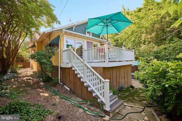 $1,360,000 | 601 North View Terrace, Alexandria, VA 22301