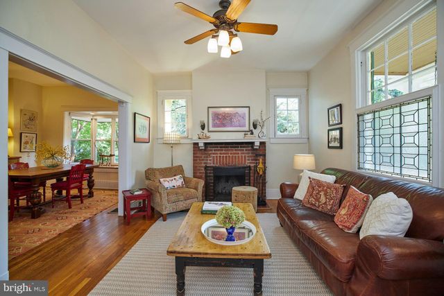 $1,360,000 | 601 North View Terrace, Alexandria, VA 22301