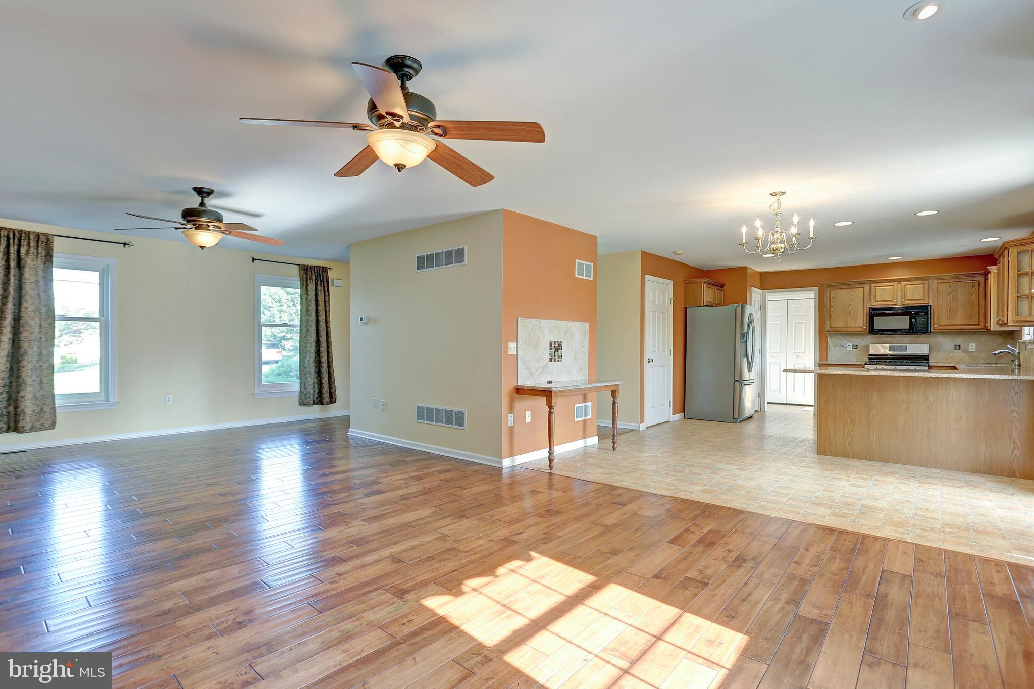 335 Olde Hickory Road Mount Wolf, PA 17347 - Photo 8 of 42 Gallery Image 8