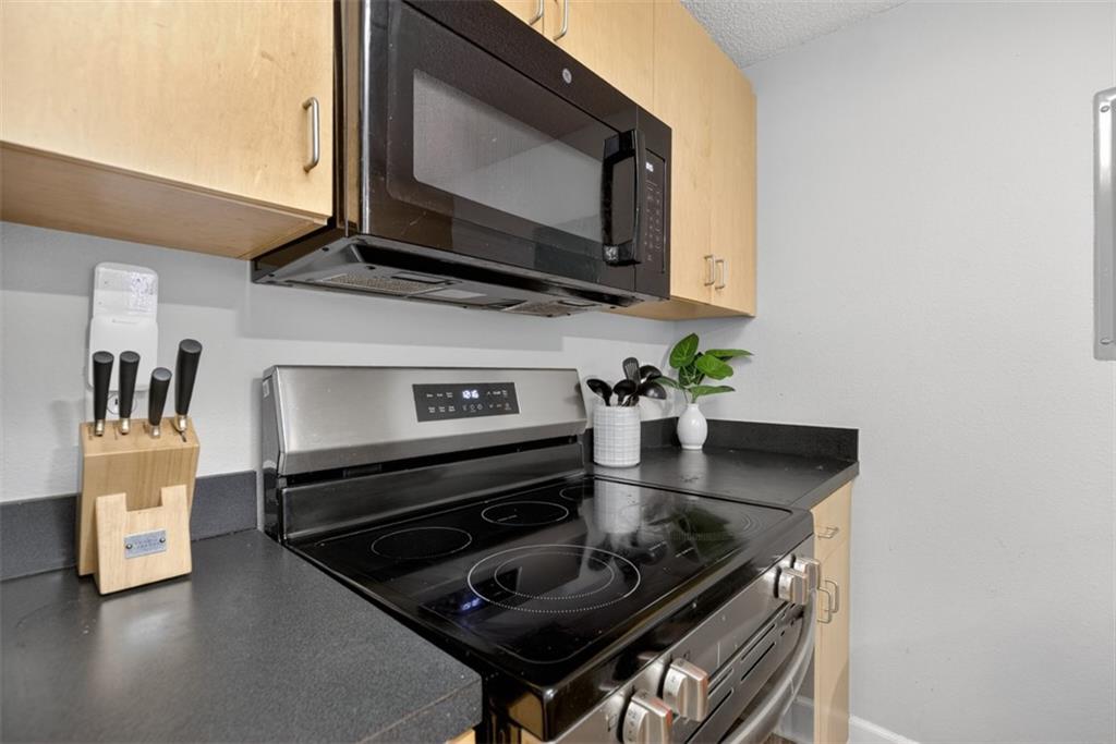 383 Ralph McGill Boulevard Northeast, Unit N Atlanta, GA 30312 - Photo 12 of 36