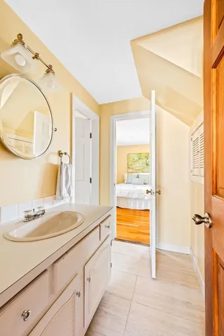 $750,000 | 60 Elm Street, Unit 60, Marblehead, MA 01945