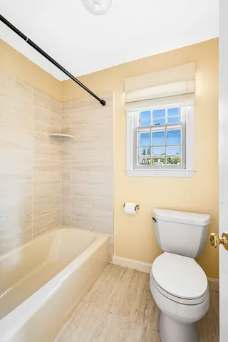 $750,000 | 60 Elm Street, Unit 60, Marblehead, MA 01945