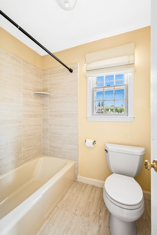 60 Elm Street, Unit 60 Marblehead, MA 01945 - Photo 14 of 32