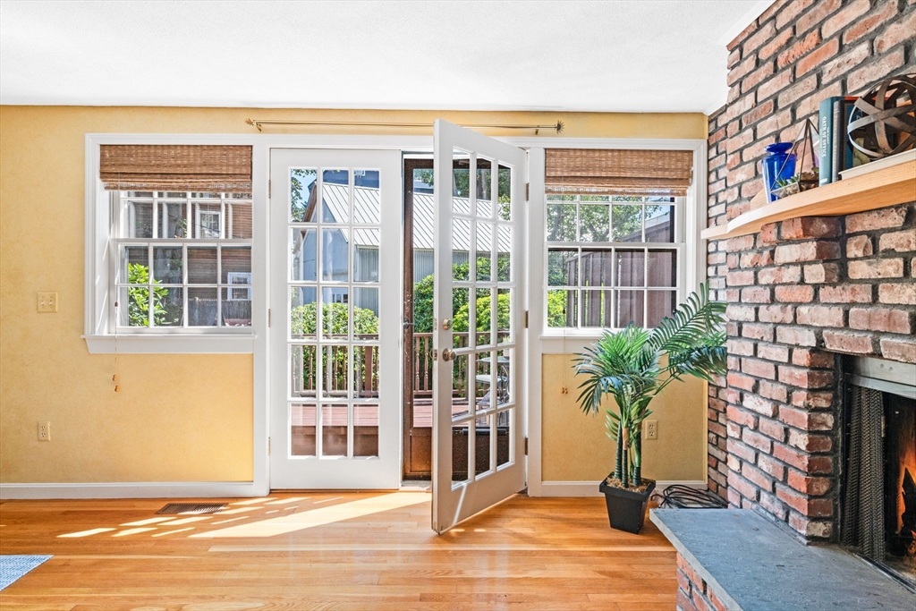 60 Elm Street, Unit 60 Marblehead, MA 01945 - Photo 23 of 32