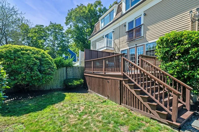 $750,000 | 60 Elm Street, Unit 60, Marblehead, MA 01945