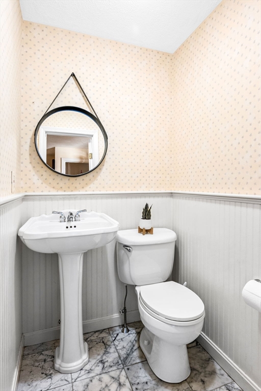 60 Elm Street, Unit 60 Marblehead, MA 01945 - Photo 10 of 32