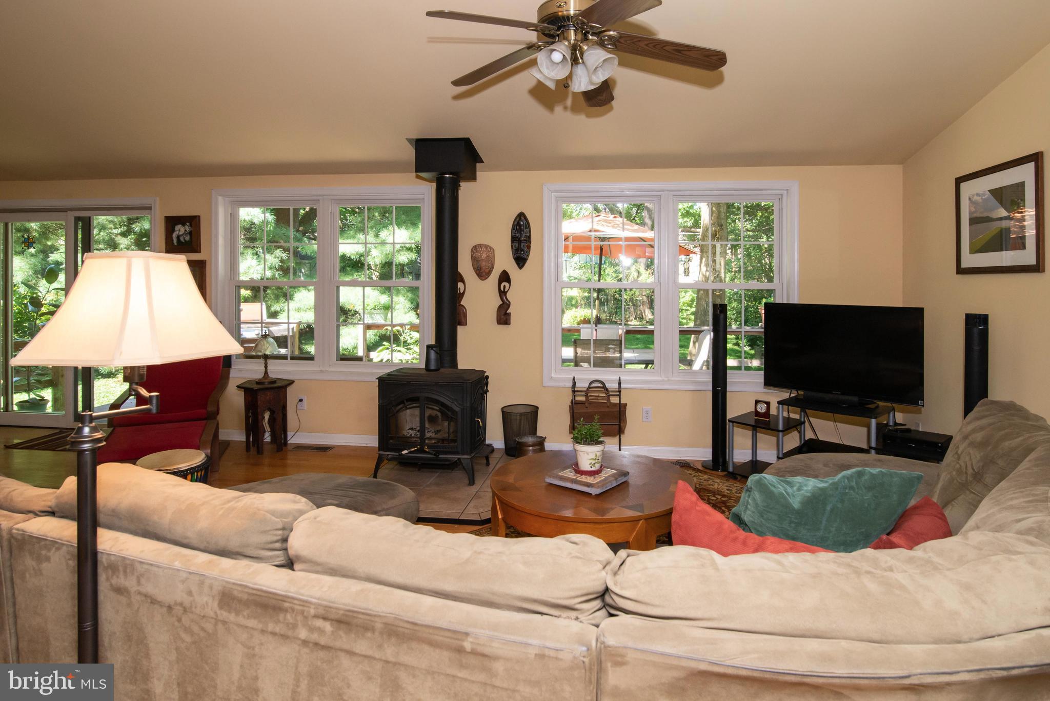 1736 Ridgeway Road Havertown, PA 19083 - Photo 15 of 48