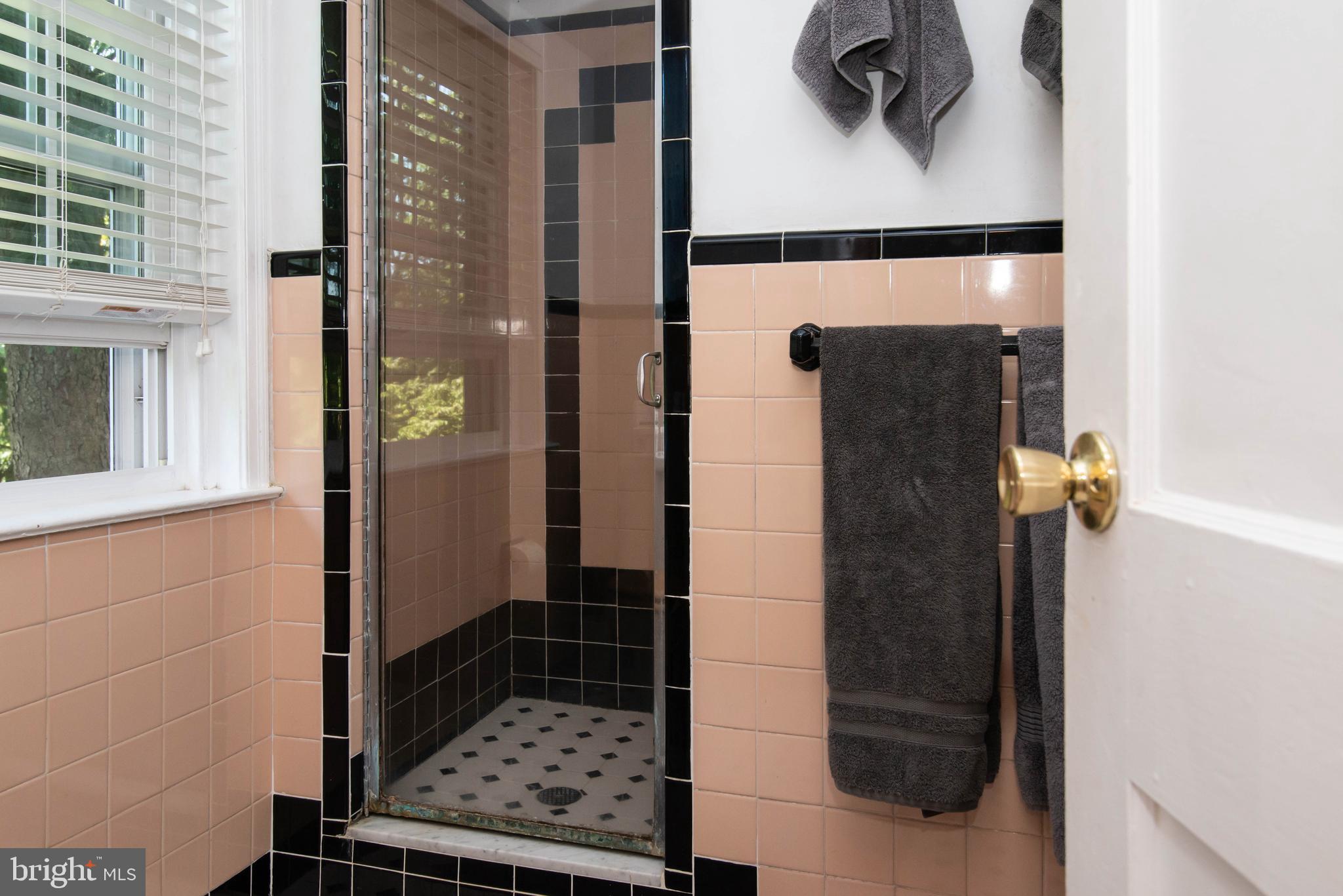 1736 Ridgeway Road Havertown, PA 19083 - Photo 28 of 48 Master bath