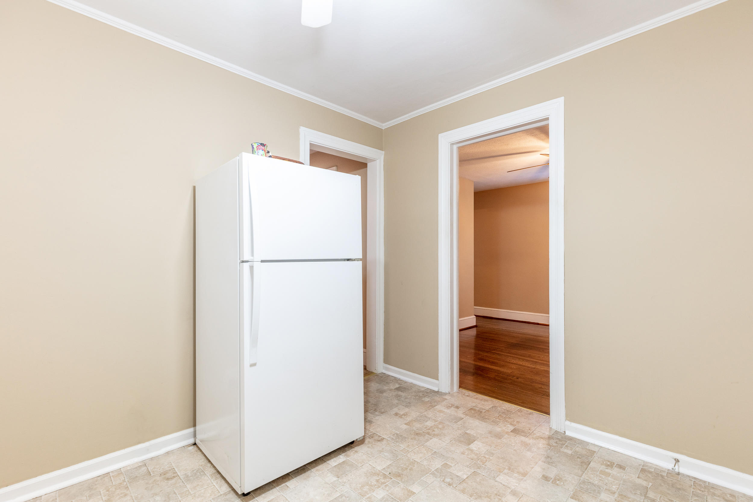 4601 Hazelridge Road Northwest Roanoke, VA 24012 - Photo 14 of 42 Kitchen