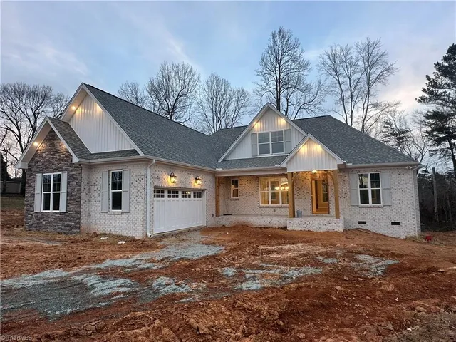 $670,000 | 280 Dyna Drive, Lexington, NC 27295