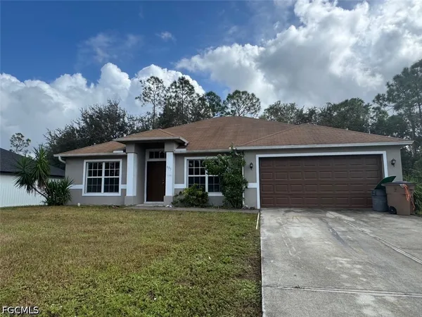 $1,675 | 835 Downer Avenue South, Lehigh Acres, FL 33974