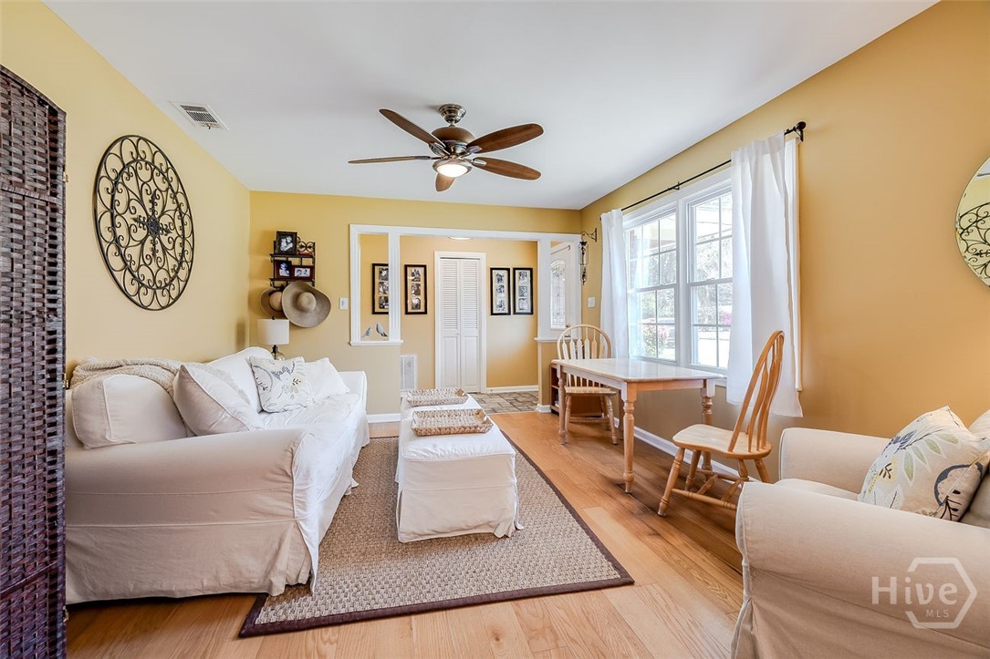 12606 Sunnybrook Road Savannah, GA 31419 - Photo 8 of 39 Front living room / flex space 14'5 X 12'