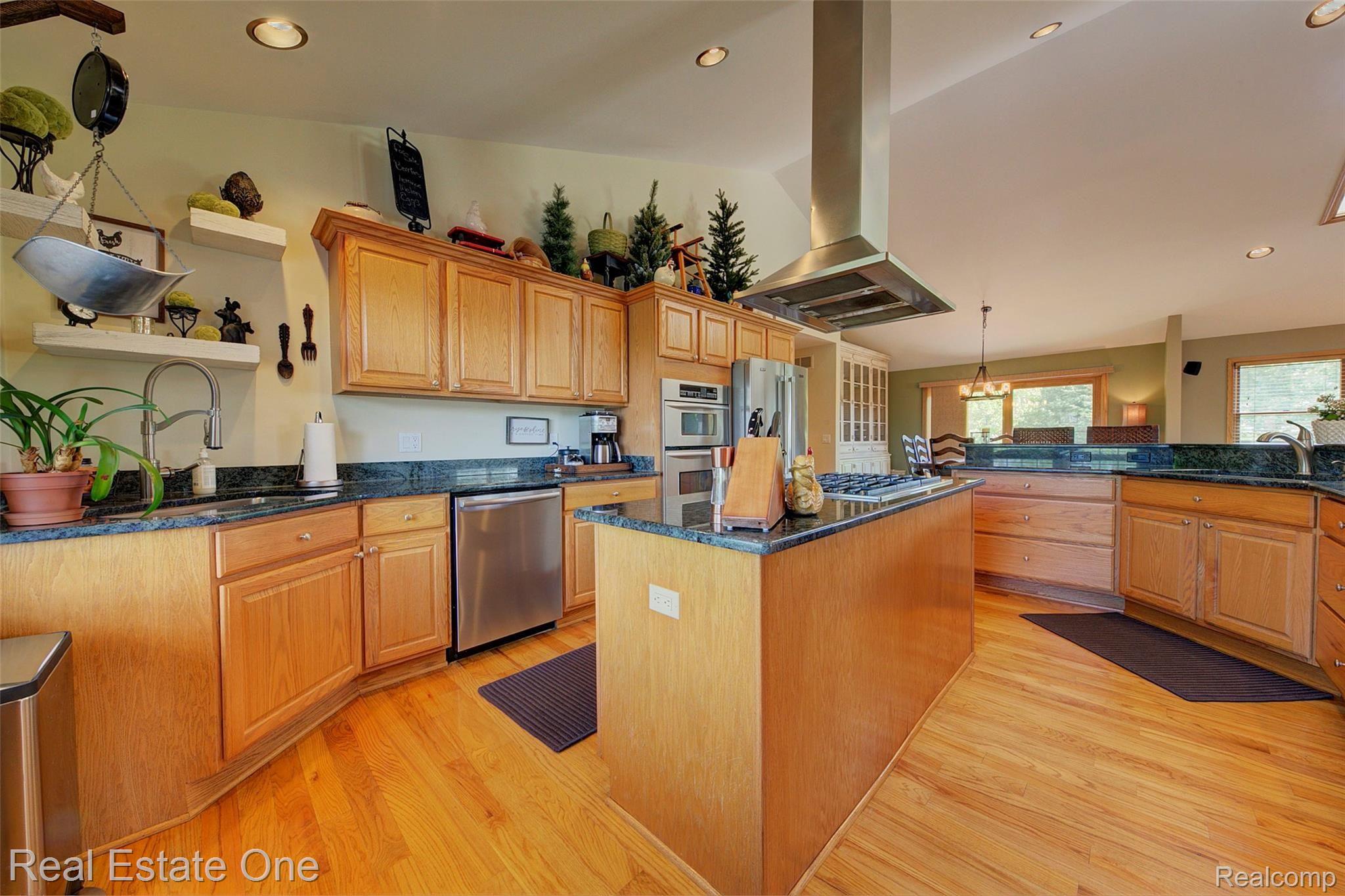 55001 Lee Road New Hudson, MI 48165 - Photo 19 of 51 Kitchen