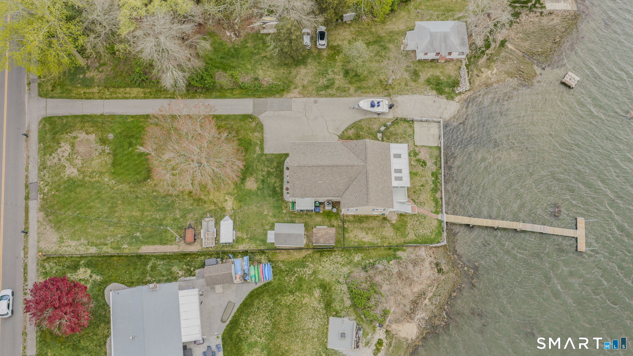 224 Shore Road Waterford, CT 06385 - Photo 38 of 40