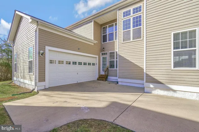 $585,000 | 3927 Hedgemeade Court, White Plains, MD 20695