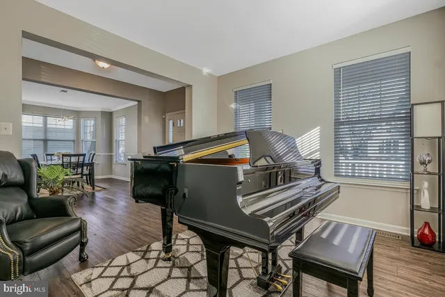 $585,000 | 3927 Hedgemeade Court, White Plains, MD 20695