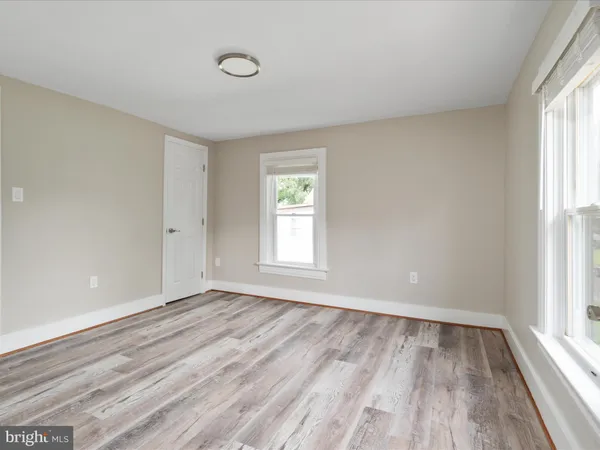 $2,200 | 323 Osage Street, Front Royal, VA 22630