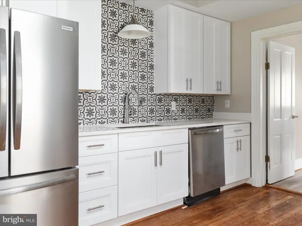 $2,200 | 323 Osage Street, Front Royal, VA 22630