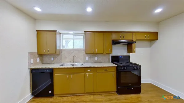 $1,425 | 2107 Magnolia Drive, Unit B, Round Rock, TX 78664