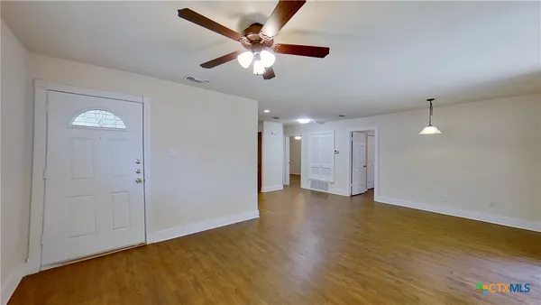 $1,425 | 2107 Magnolia Drive, Unit B, Round Rock, TX 78664