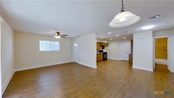 $1,425 | 2107 Magnolia Drive, Unit B, Round Rock, TX 78664