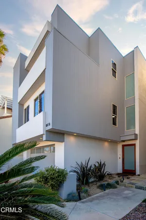 $4,950,000 | 815 Mandalay Beach Road, Oxnard, CA 93035