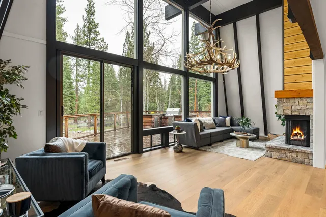 $2,300,000 | 3060 Highlands Drive, Tahoe City, CA 96145