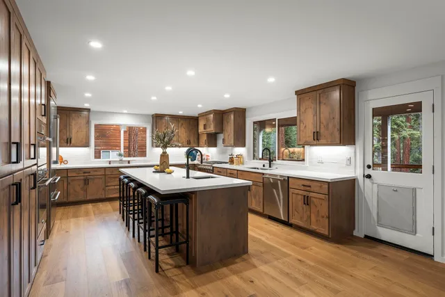 $2,300,000 | 3060 Highlands Drive, Tahoe City, CA 96145