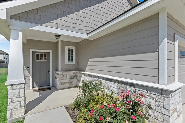 a front view of house