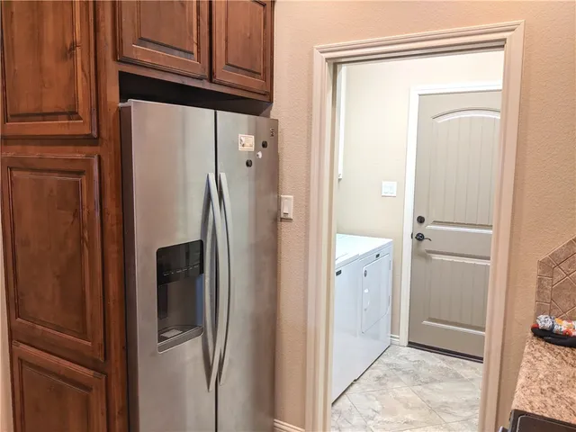 a view of utility room