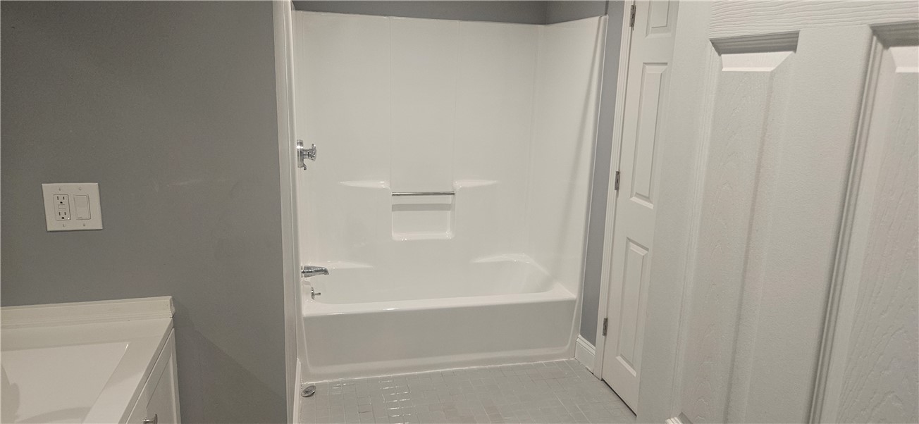 3399 Post Road, Unit 20 Warwick, RI 02886 - Photo 11 of 12