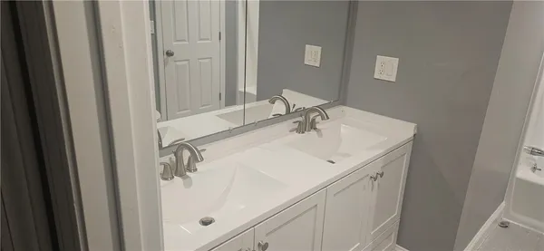 $289,000 | 3399 Post Road, Unit 20, Warwick, RI 02886