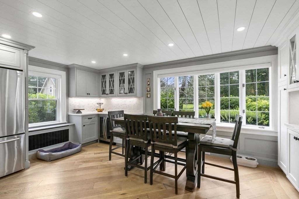 352 York Street Canton, MA 02021 - Photo 13 of 40 Gallery Image 13