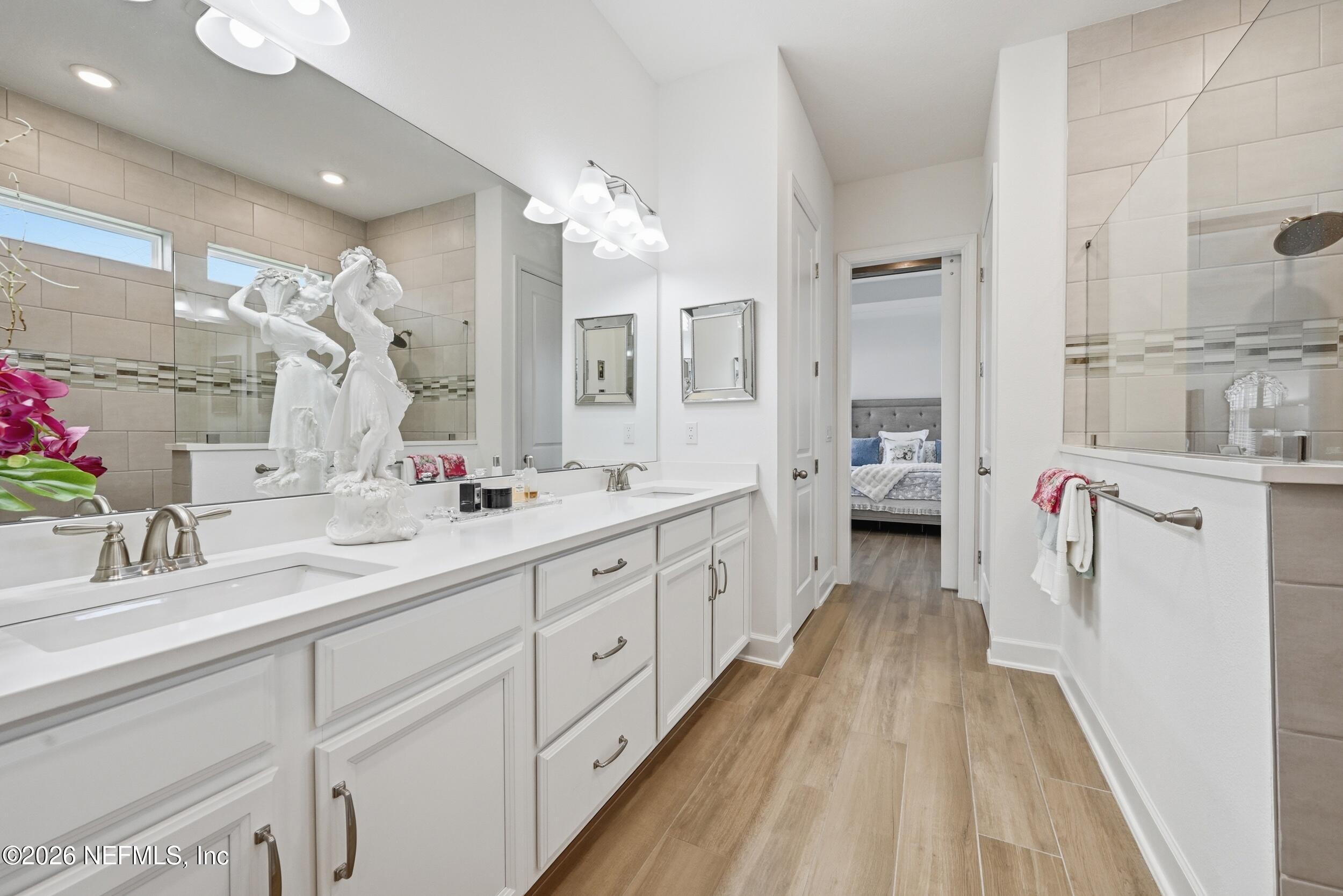 5339 Piney Flats Road Jacksonville, FL 32224 - Photo 28 of 118 DUAL VANITIES
