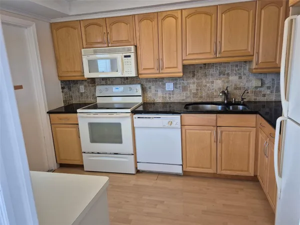 $1,790 | 3151 South Palm Aire Drive, Unit 405, Pompano Beach, FL 33069