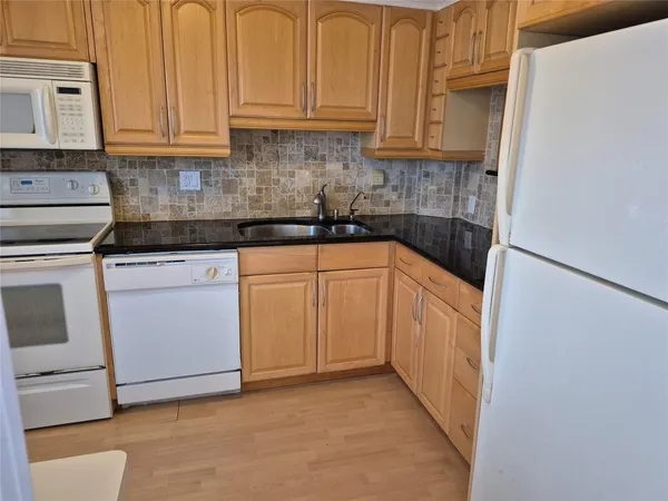 $1,790 | 3151 South Palm Aire Drive, Unit 405, Pompano Beach, FL 33069