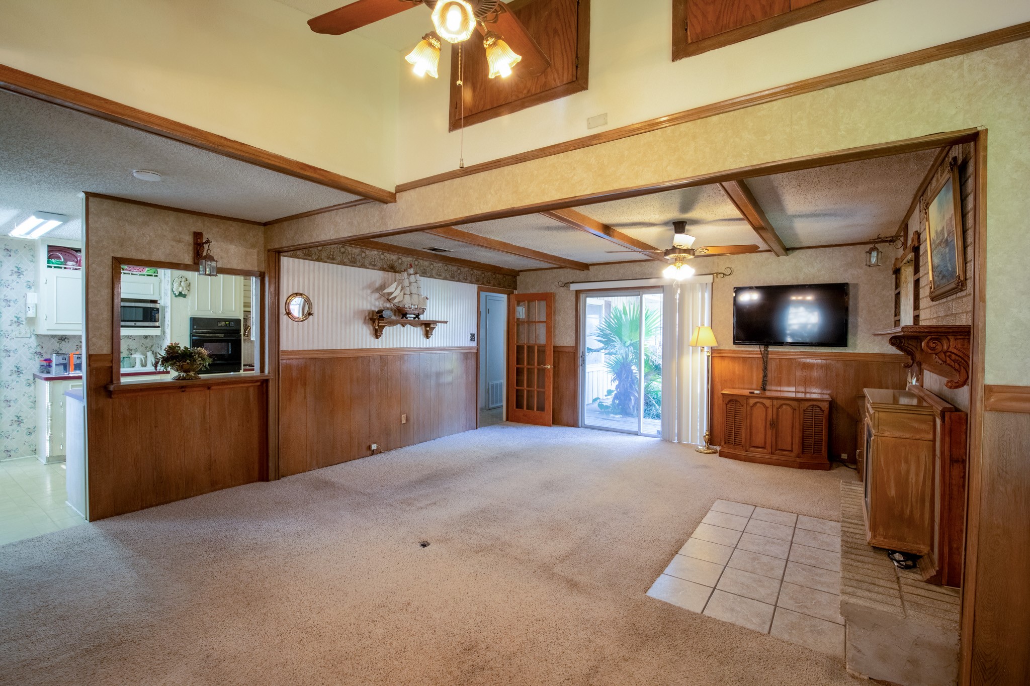 433 West Laurelia Road Corrigan, TX 75939 - Photo 7 of 33
