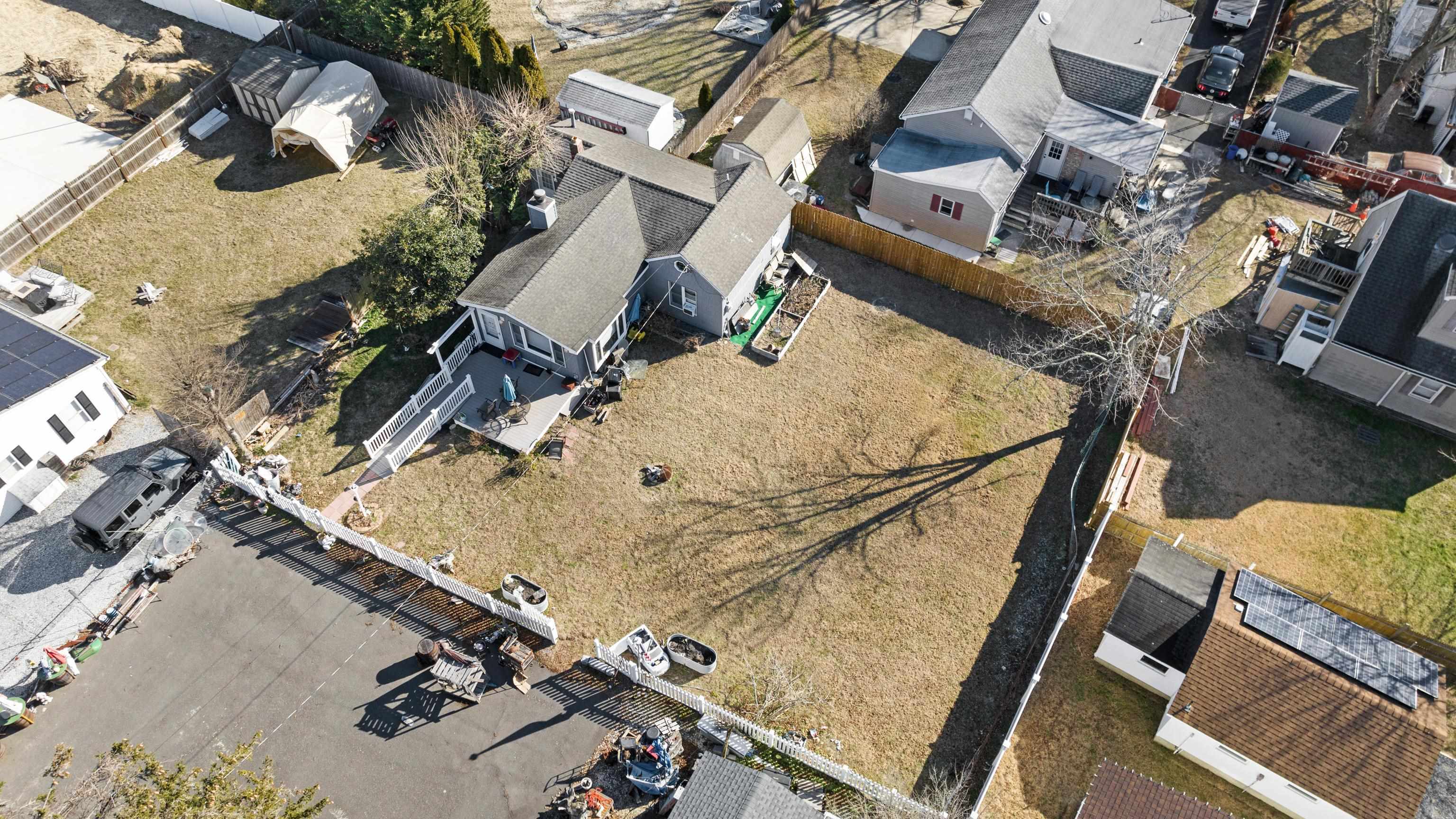 537 Seashore Road Erma, NJ 08204 - Photo 7 of 10 an aerial view of a house with outdoor space