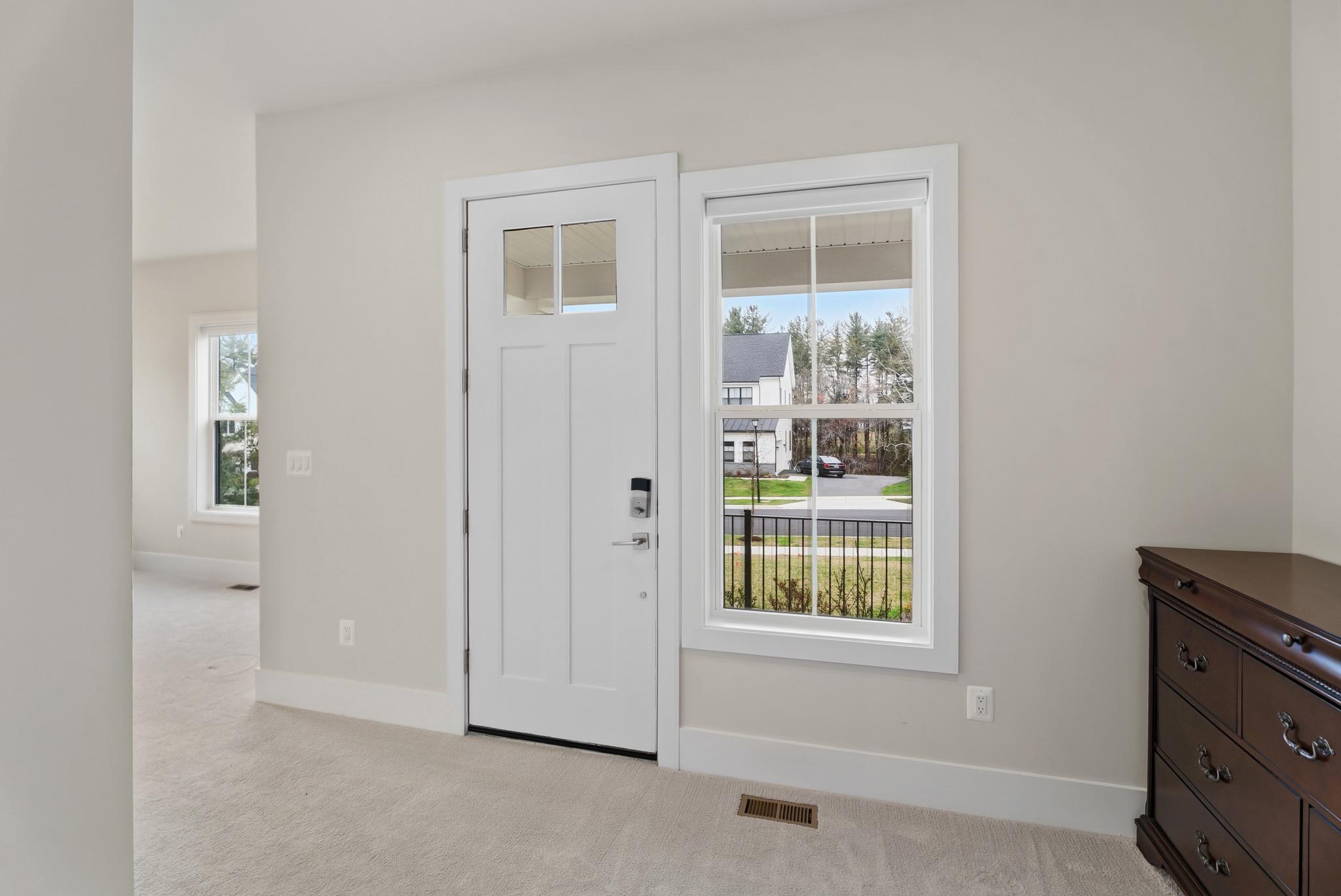 12444 Potomac Hunt Road North Potomac, MD 20878 - Photo 21 of 47 Separate entrance to first floor in-law suite