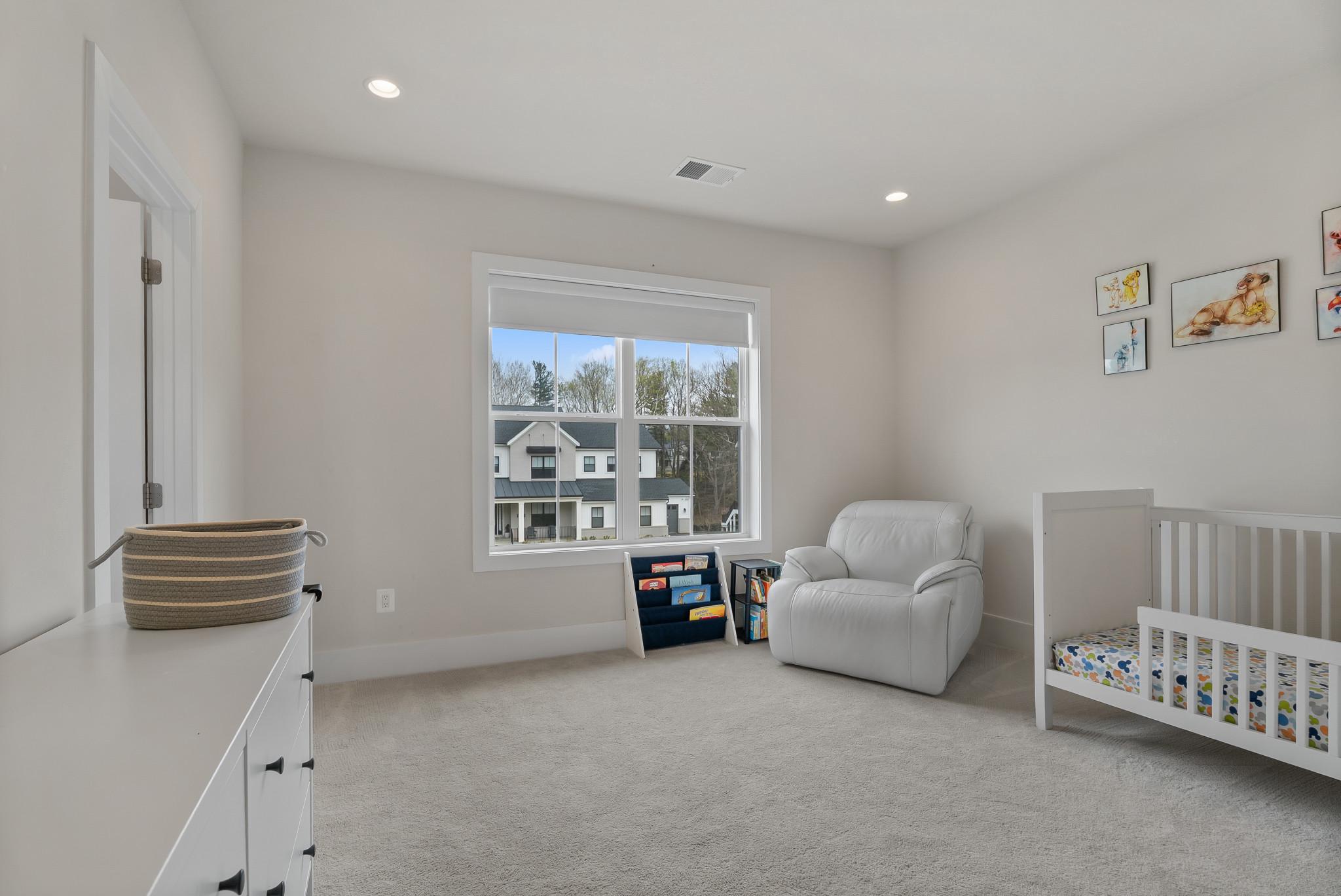 12444 Potomac Hunt Road North Potomac, MD 20878 - Photo 30 of 47 Upstairs bedroom #3