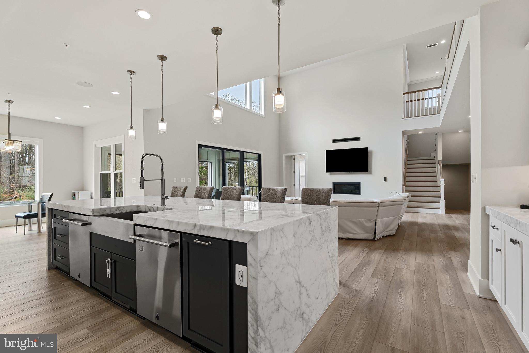 12444 Potomac Hunt Road North Potomac, MD 20878 - Photo 10 of 47 Modern elegance in an open layout.